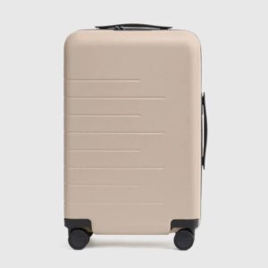 I’m a Former Travel Editor and This Budget-Friendly Suitcase Is the Best You Can Buy - Yahoo Lifestyle UK