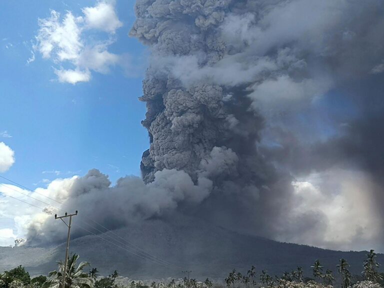 Is it safe to travel to Bali right now? Latest travel advice after the volcanic eruption - Time Out