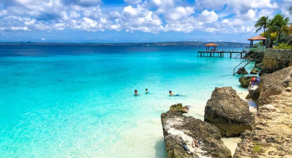 bonaire beach