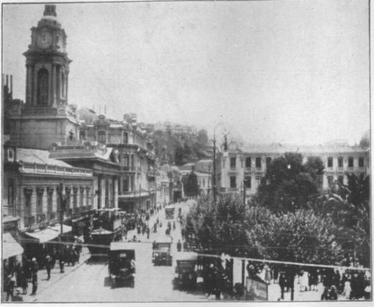 An Expat’s Valparaíso - National Geographic