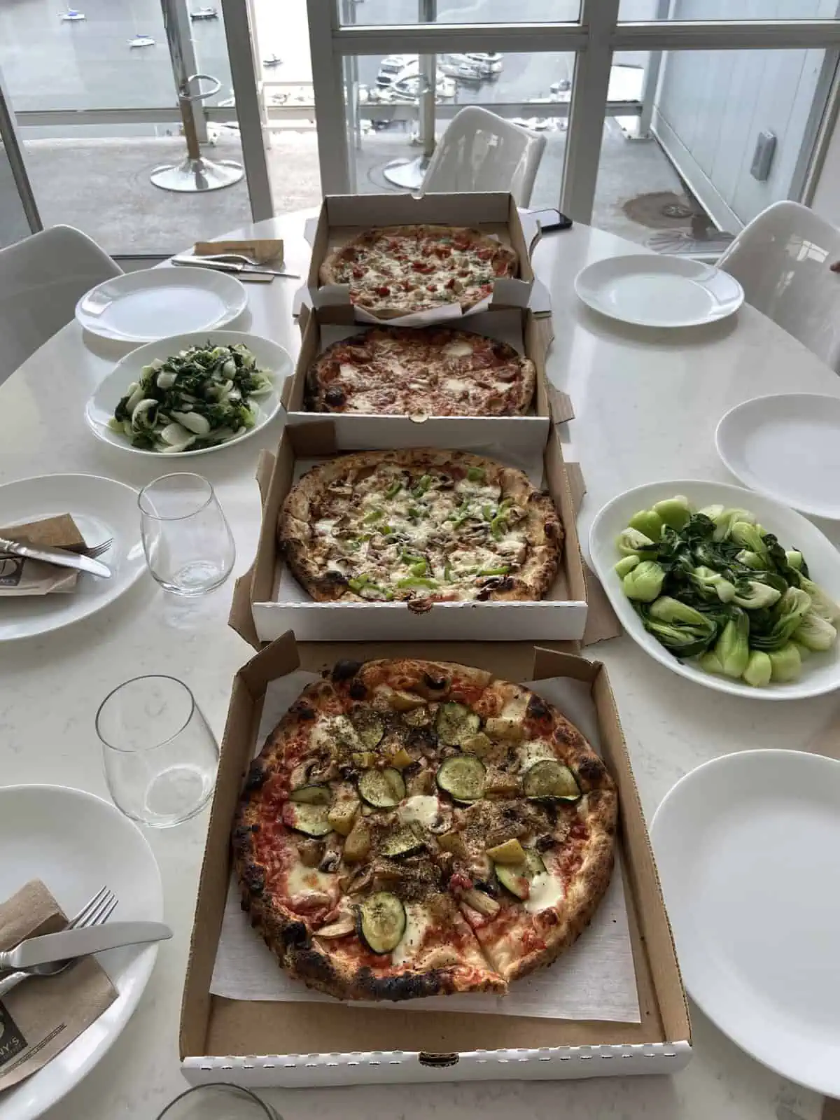 Where to Eat in Yaletown, Vancouver 34 seahouse restaurant pizza in yaletown