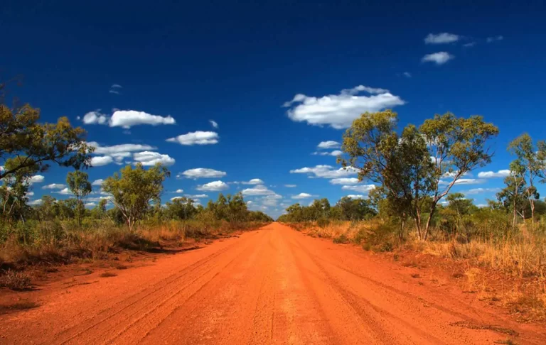 I’m an expat in Australia — here’s why Americans are seen as loud and obnoxious