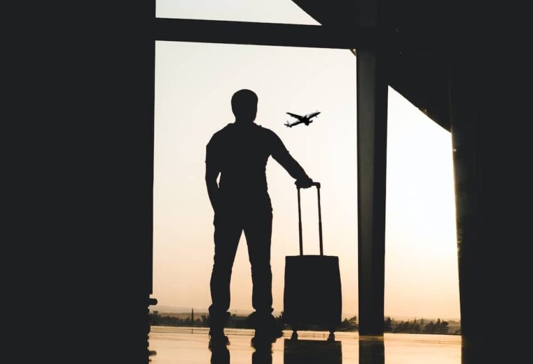 The best—and worst—things about living in the U.S., according to expats living here