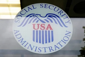 A couple’s retirement plan was derailed in 2008, so they moved abroad for a lower cost of living. They explain how they live comfortably on Social Security and spend just ,000 a month.