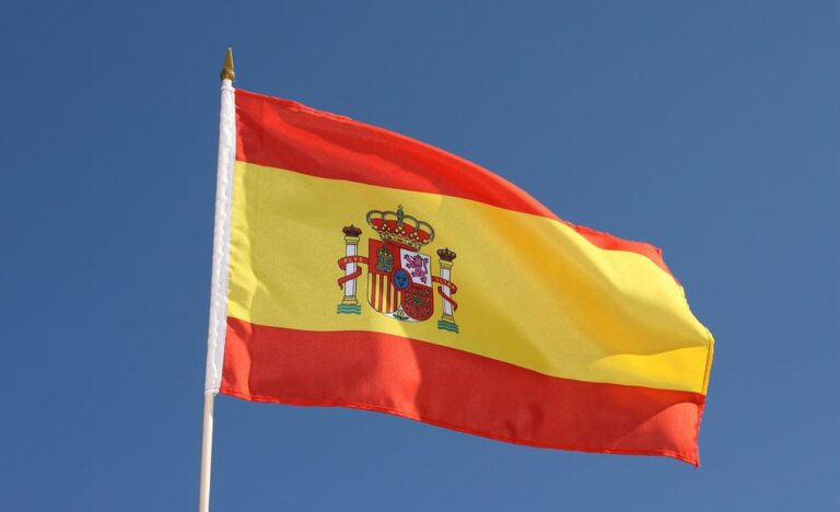 Expat in Spain shares the ‘downsides’ of living abroad – ‘things may never actually get done’